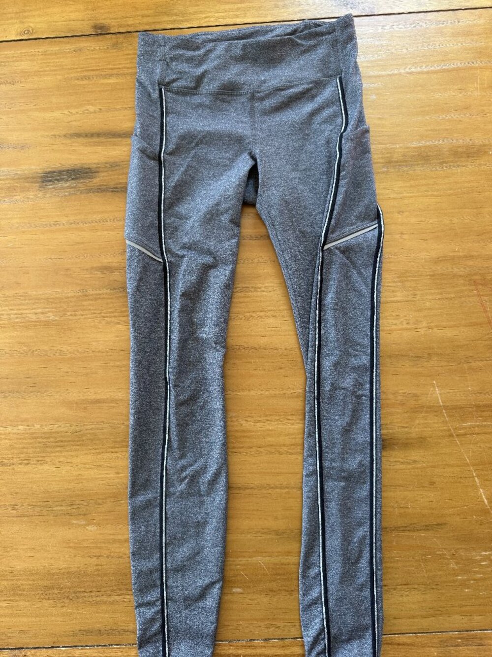 Lululemon Heather Gray Reflective Side-Zip Leggings Size 6